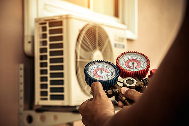 Professional Hvac technician working in Albion, PA